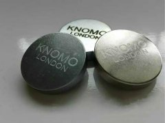 钕磁铁表面能雕刻字母或文字吗？