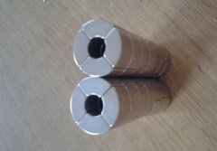 磁钢圆周方向分块磁力为什么会减小呢?